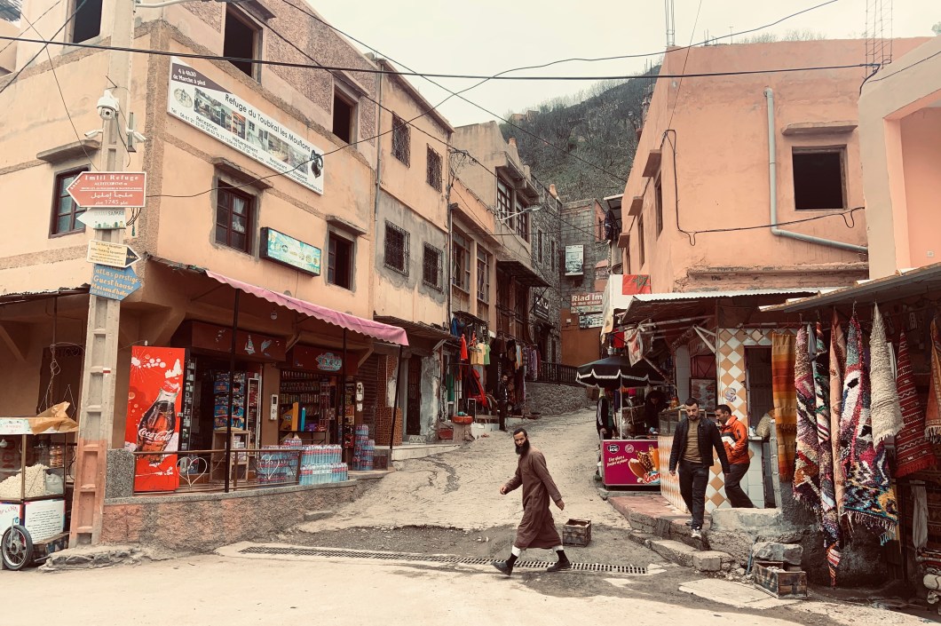 BE946D00-9D07-439E-A9C2-4D1621E4319D_1_201_a